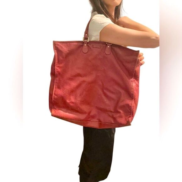 Gucci Elegant Red GG Leather x-large Tote Bag - Picture 2 of 16